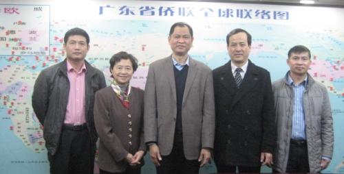 2013年李康校会长拜访广东省侨联与华清文副主席合照